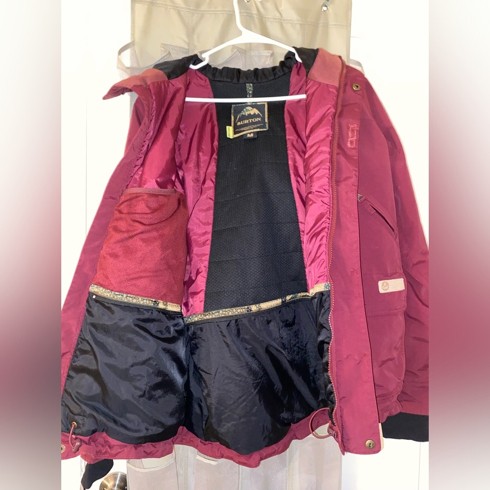 Burton Womens snow/ski jacket size medium